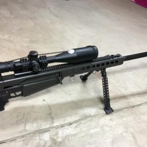 Barrett M82A1 29″ .50BMG w/ Leupold Scope